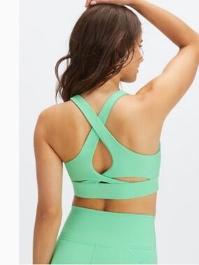 Fabletics Set Sports Bra & Leggings Capri Length